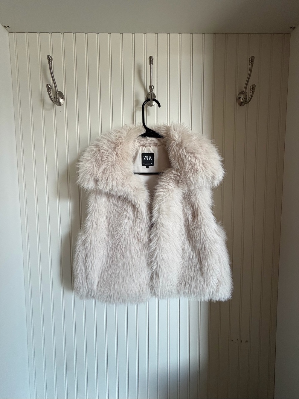Zara Girls Light Blush Faux Fur Vest